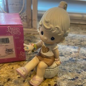PRECIOUS MOMENT FIGURINE